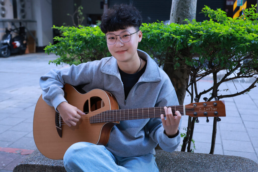 台南學吉他